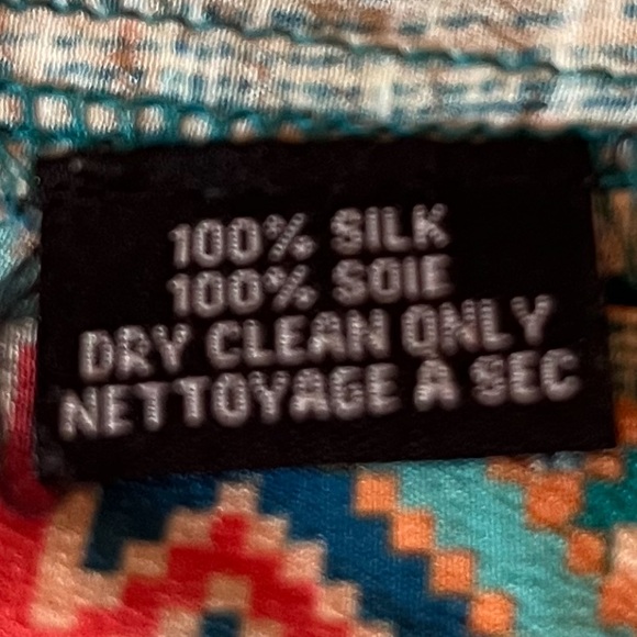 Tolani Silk Blouse - Picture 8 of 9